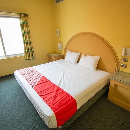 Auto Hotel Hacienda Arriba 莱昂 外观 照片